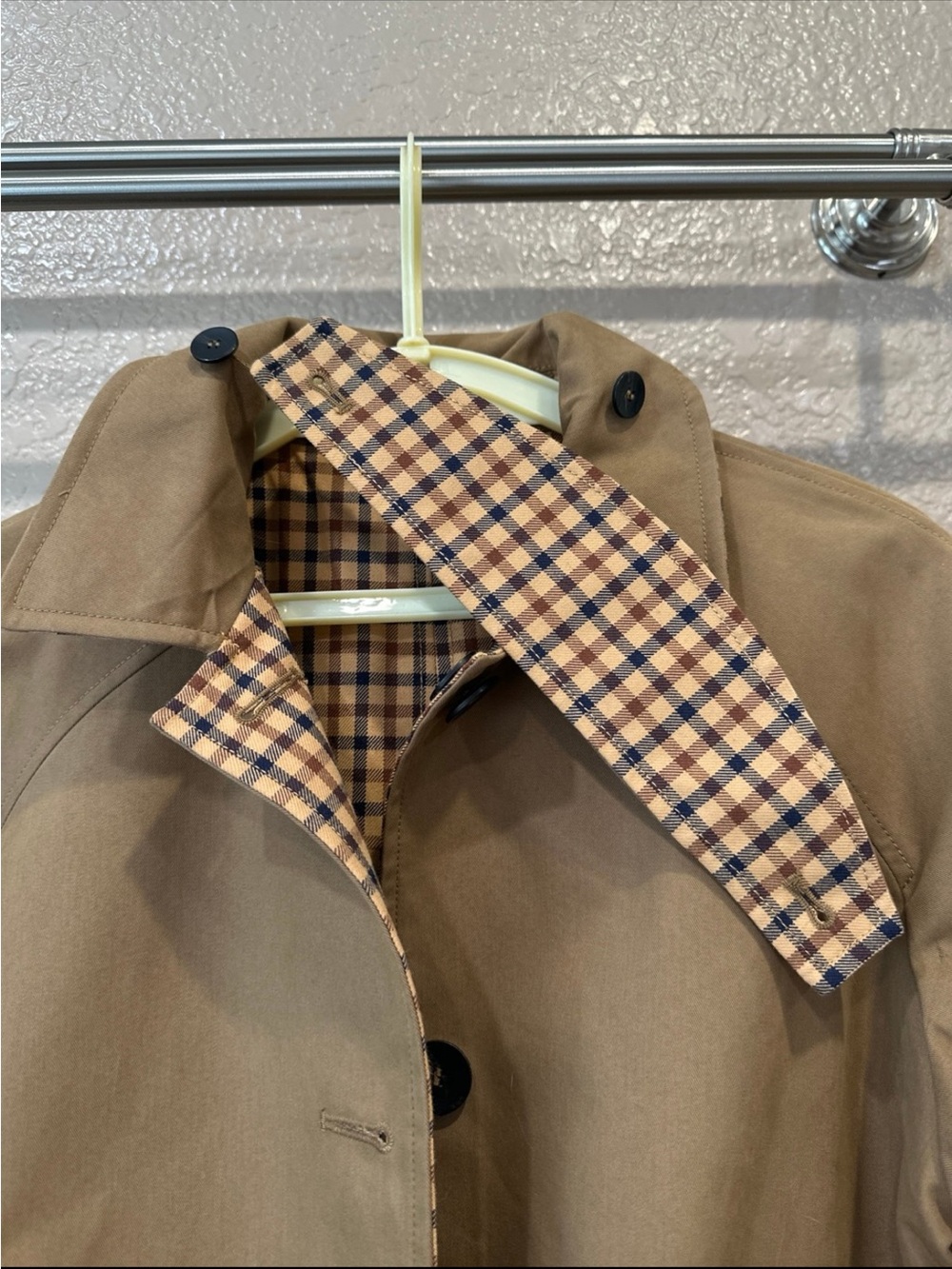 Zara Tan Trench Coat with Checked Lining - Picture 6 of 9